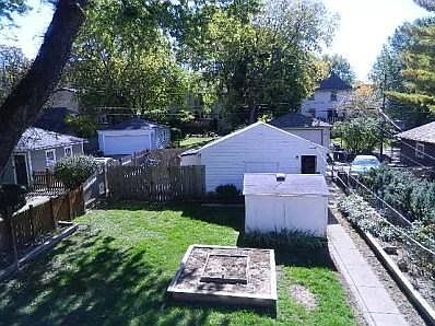 3rd image of 312 Irving Ave