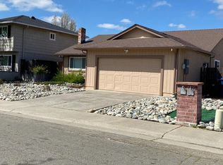 7741 Goldfinch Way, Antelope, CA