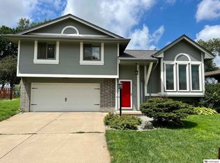 502 Fort St, Papillion, NE 68046