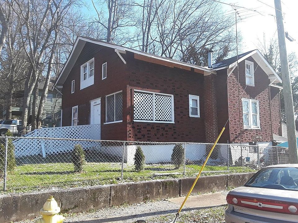 2nd image of 2900 E 37th St