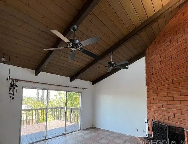 624 Schafer Pl — Photo 24