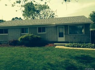 27236 Barbara Ct, Taylor, MI 48180