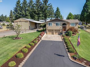 20582 S South End Rd, Oregon City, OR 97045