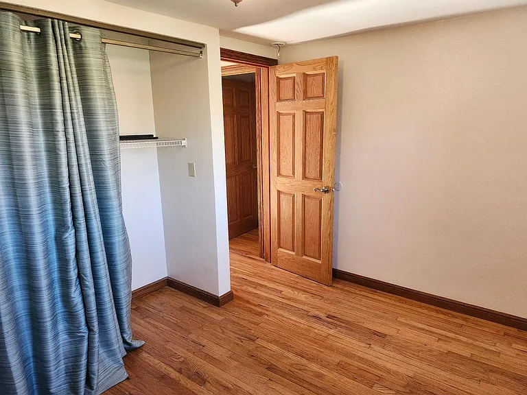 157 Golden City Rd — Photo 26