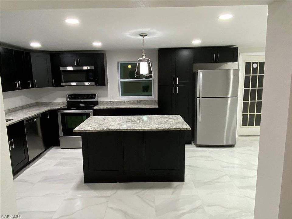 1st image of 121 E 3rd St #3