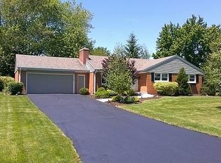 4165 N 162nd St, Brookfield, WI 53005