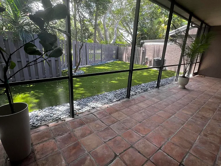 6602 Thornhill Ct — Photo 27