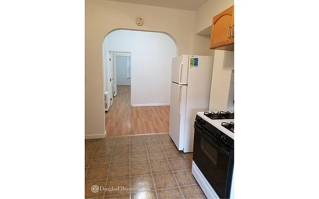 Rented by Douglas Elliman | media 2