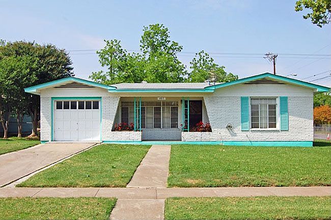 1st image of 403 Storeywood Dr