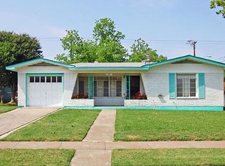 403 Storeywood Dr, San Antonio, TX 78213