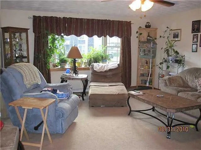 195 Kohler St photo 1