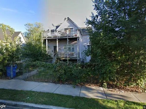 2809 E 76th Pl, Chicago, IL 60649