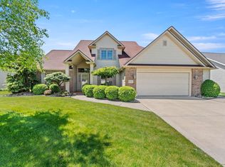 8027 Mackinac Cv, Fort Wayne, IN 46835