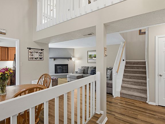 5th image of 2458 Chaseway Ct