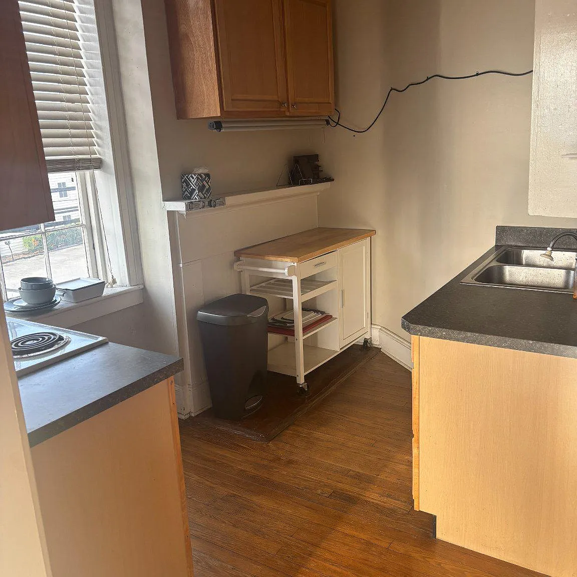 2 bed, 1.0 bath, 1000 sqft, $1,500 — Photo 4