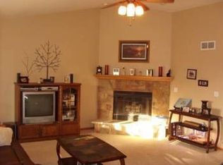 9317 Tamarack Ct, Racine, WI 53406