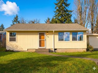 816 SW 104th St, Seattle, WA 98146