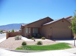 712 Palo Duro Dr NE, Bernalillo, NM 87004