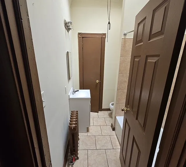 4419 N Franklin St — Photo 2