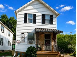 11 Weir Ln, Wilkes Barre, PA 18705