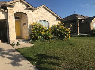 105 Wilson Ct, Hutto, TX 78634