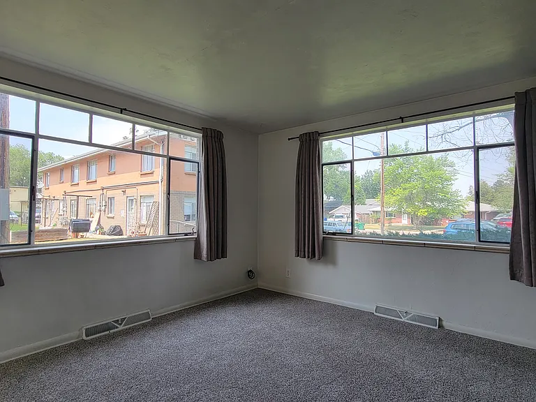 767 Miller Ct — Photo 5