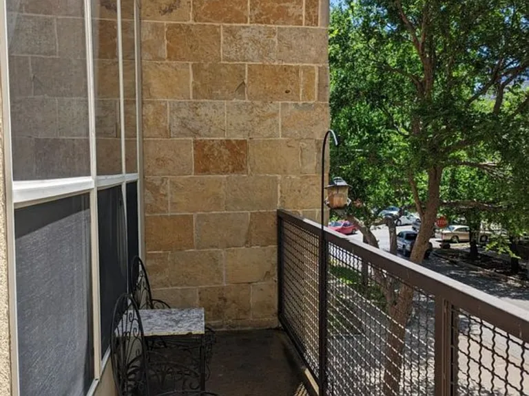 3800 Holland Ave #8 — Photo 14