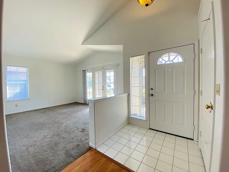 271 Allport Dr — Photo 3
