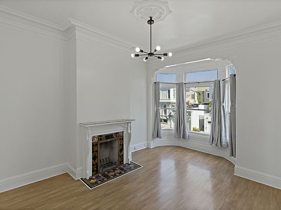 4th image of 2129 Pine St