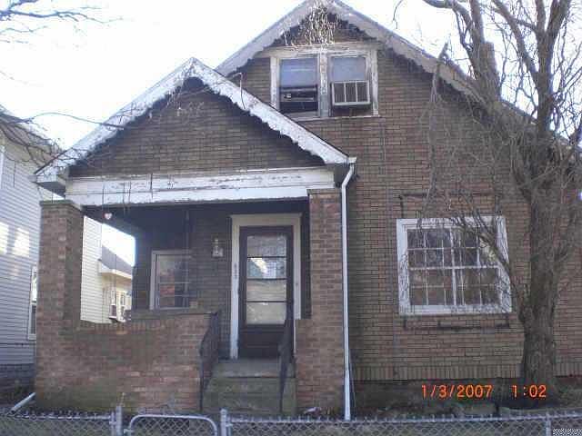 1st image of 623 E Orange St