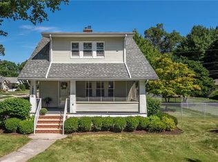 19660 Riverview Ave, Rocky River, OH 44116