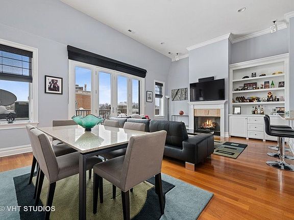 2nd image of 1902 W Belmont Ave #4