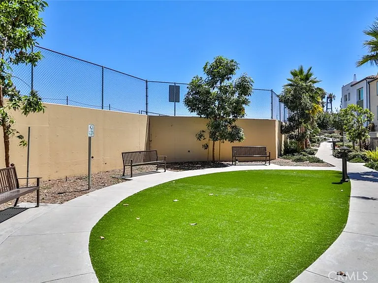 1207 Doheny Way — Photo 48