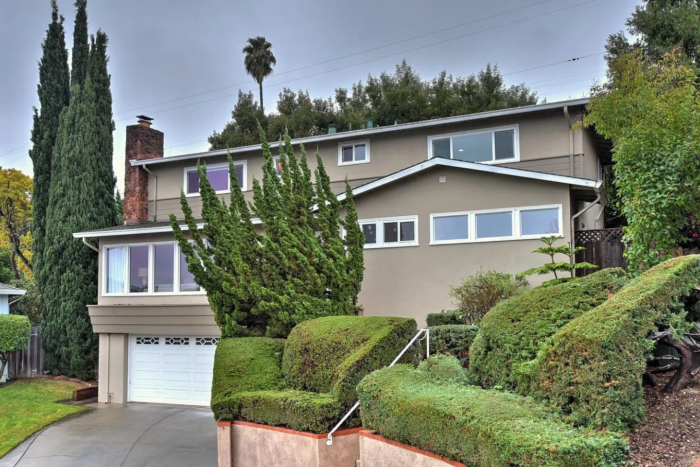 15 Rolling Hills Ave photo 1