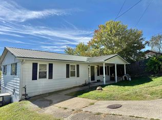 1465 Upper Franklin St, Huntington, WV 25704