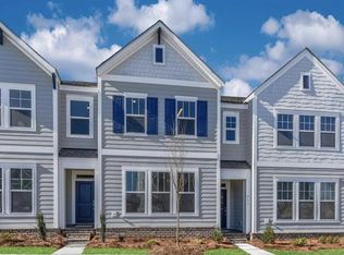 931 Lyndon Station Dr, Pineville, NC 28134