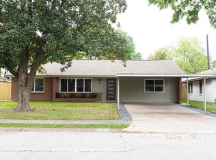 5205 Libbey Ln, Houston, TX 77092