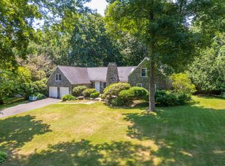 21 Sturges Cmns, Westport, CT 06880