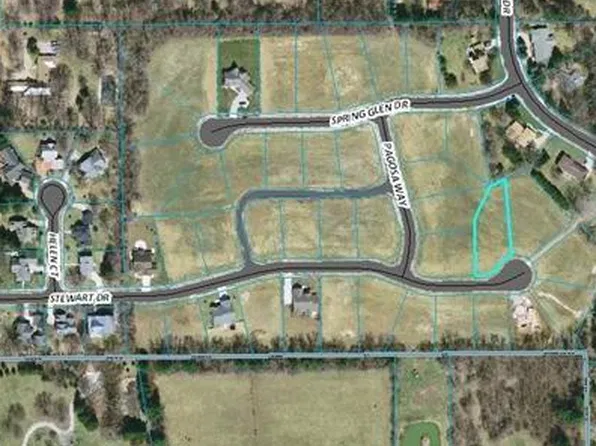 415 Stewart Dr, Yellow Springs, OH 45387