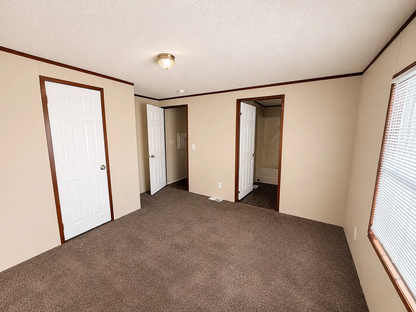 Pre-Lease Now! Won't Last! — Photo 3