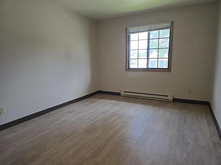 230 Robbins St #5 — Photo 16