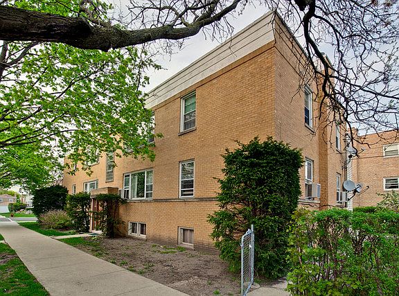 4th image of 5321 N Washtenaw Ave #1-N
