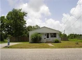 1823 Thompson St, La Marque, TX 77568