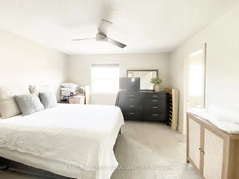 1040 Coronation Dr #71 — Photo 15