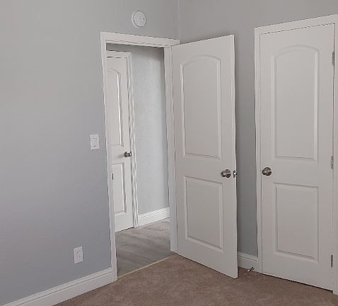 Enrtry Bedroom_05052021