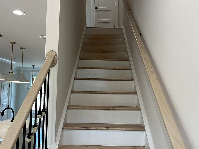 9 Hawthorne Ln #201 — Photo 4