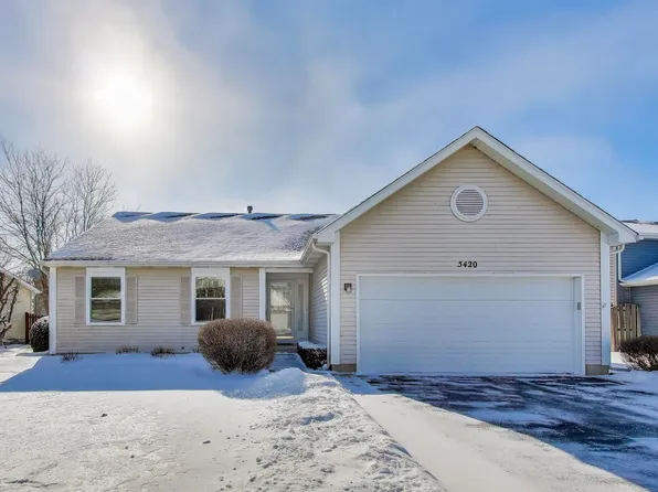 5420 Avalon Ln, Lake In The Hills, IL 60156