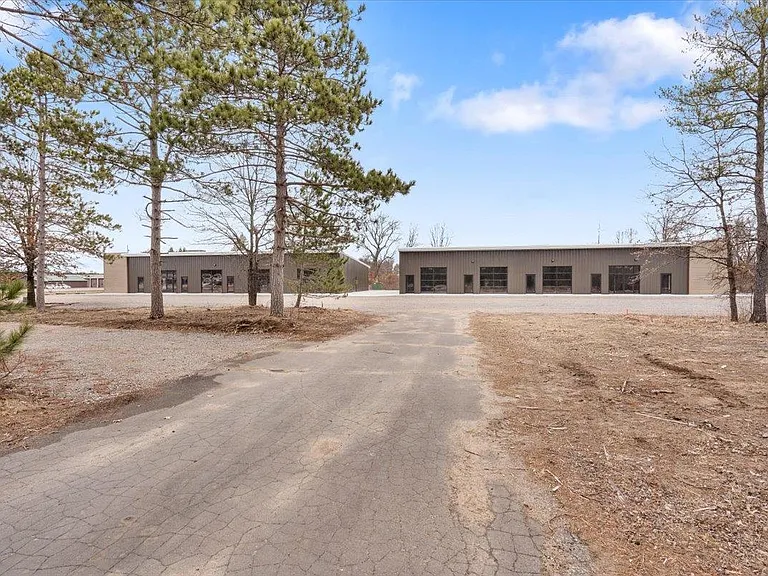 1144 County Road D — Photo 37