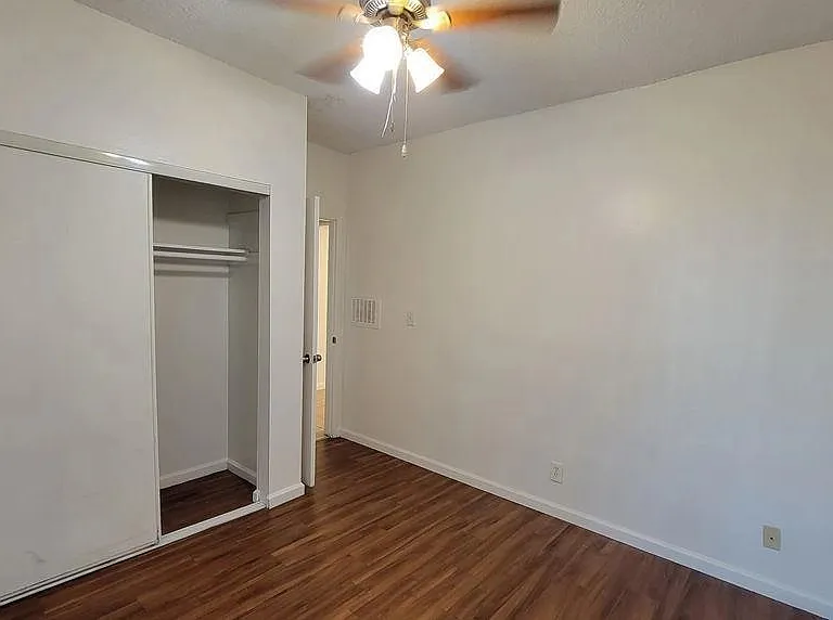 4342 W 130th St #12 — Photo 12