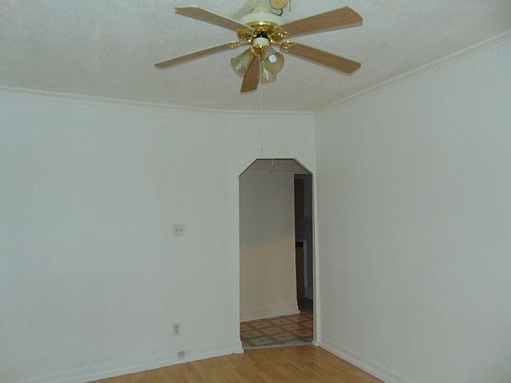 4th image of 1700 W Wallen Ave #2